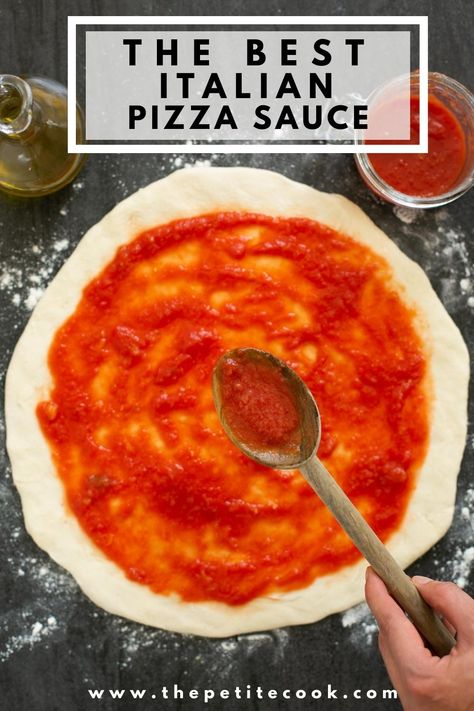 Pizza Sauce Recipe Fresh Tomatoes, Neapolitan Pizza Sauce Recipe, Best Homemade Pizza Sauce, Pizza Sauce Easy, Red Pizza Sauce, Homemade Italian Pizza, Pizza Sauces, Plain Pizza, The Best Homemade Pizza