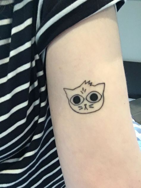 Aesthetic Tattoo Ideas, Night In The Woods, Funky Tattoos, Cute Little Tattoos, Photographie Portrait Inspiration, Aesthetic Tattoo, Dream Tattoos, Little Tattoos, Creative Tattoos