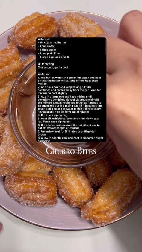 Churros Bites Recipe Easy, Chorro Bites, How To Make Churro Bites, Quick And Easy Churros Recipe, Air Fryer Churro Bites, Easy Churro Bites, Food Selling Ideas Snacks, Mini Churros Recipe, Midnight Sweet Snacks