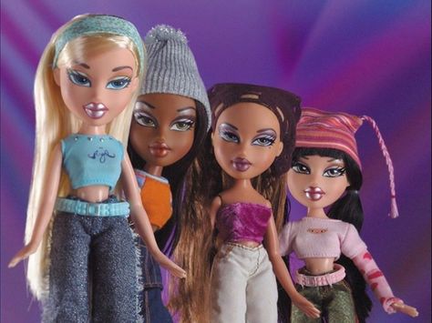 Brats Outfits, Y2k Outfits Blue, Bratz Birthday, Black Y2k Outfits, Outfits Ideas Y2k, Y2k Outfits Winter, Y2k Outfits Ideas, Y2k Outfits Black, Pink Y2k Outfit