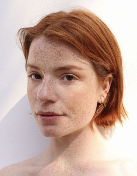 Luca Hollestelle, Women With Freckles, Beautiful Freckles, Short Red Hair, Freckles Girl, Red Heads, Very Long Hair, Hair Reference, Ginger Snaps