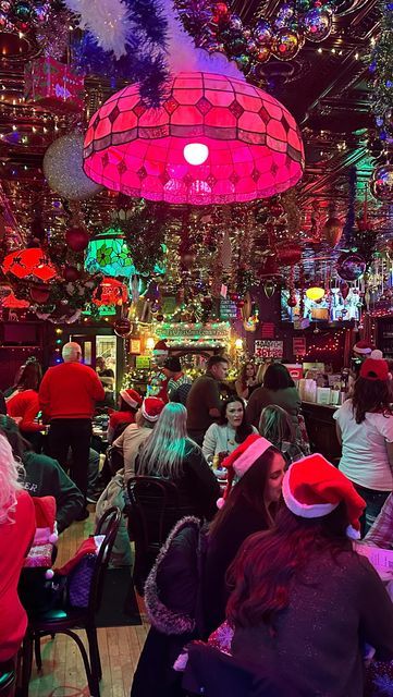 Bar Area Aesthetic, Christmas Pop Up Bar, Christmas Karaoke, Christmas Restaurant, Scream Christmas, Winter Moodboard, Christmas Corner, Karaoke Bar, Holiday Bar