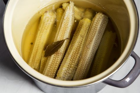 Corn Stock, Preserving Recipes, Corn Recipes, Always Hungry, Corn On Cob, Hearty Soups, Yummy Yummy, Curries, Kitchen Tips