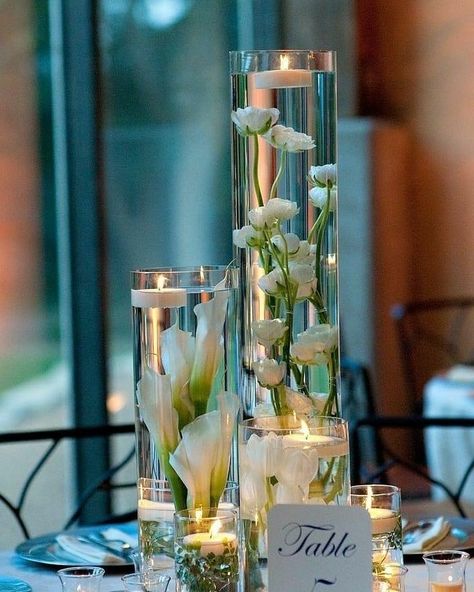 Flowers White Tulips, Submerged Flower Centerpiece, Submerged Flowers, Stock Flowers, Decorating Tables, Boho Wedding Backdrop, Simple Wedding Bouquets, Floating Candle Centerpieces, Diy Floral Decor