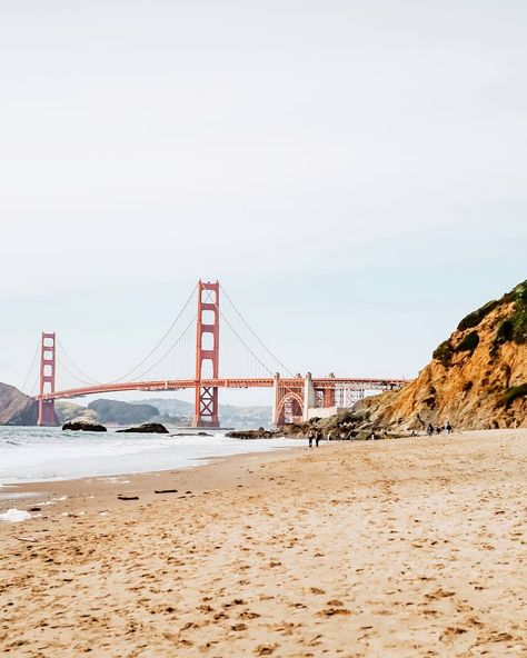 Baker beach 2019 . . . . . . #sanfrancisco #sf #bayarea #alwayssf #igerssf #nowrongwaysf #streetsofsf #mysanfrancisco #wildbayarea #onlyinsf #howsfseessf #goldengatebridge #oakland #sf_insta #sanfran #visitcalifornia #sfbay #sanfranciscobay #sanfrancitizens #wildcalifornia #baybridge #49ers #norcal #citybythebay #sfguide #bestofbayarea #goldengate San Francisco Beach Aesthetic, California Sightseeing, Beach Baby Announcement, San Francisco Aesthetic, Baker Beach San Francisco, San Francisco Beach, Aesthetic Rock, Be My Lover, Travelling Ideas