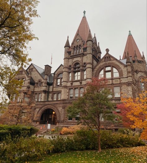 University Of Toronto St George Campus, University Of Toronto Dorm, York University Toronto Aesthetic, U Of T Aesthetic, Best Colleges And Universities, Toronto University Aesthetic, Tufts University Aesthetic, Uoft Aesthetic, Uoft Toronto Aesthetic