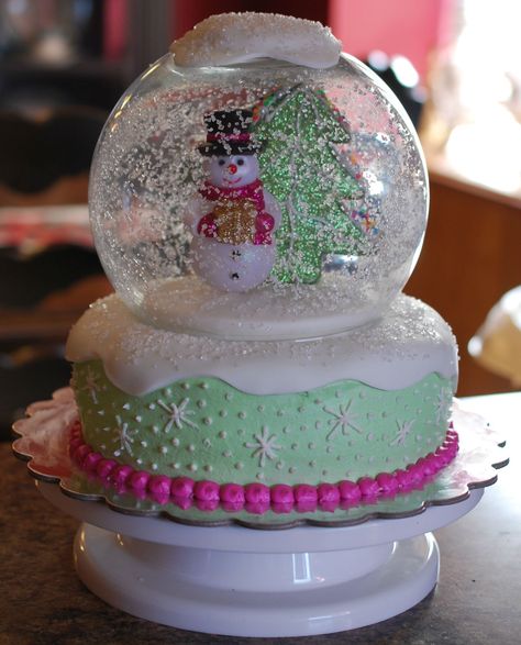 Snow Globe Cake on Cake Central Snow Globe Cake, Globe Cake, Dark Chocolate Frosting, Shaped Cakes, Christmas Themed Cake, Inside Cake, White Chocolate Cake, Christmas Cake Designs, Christmas Cake Decorations