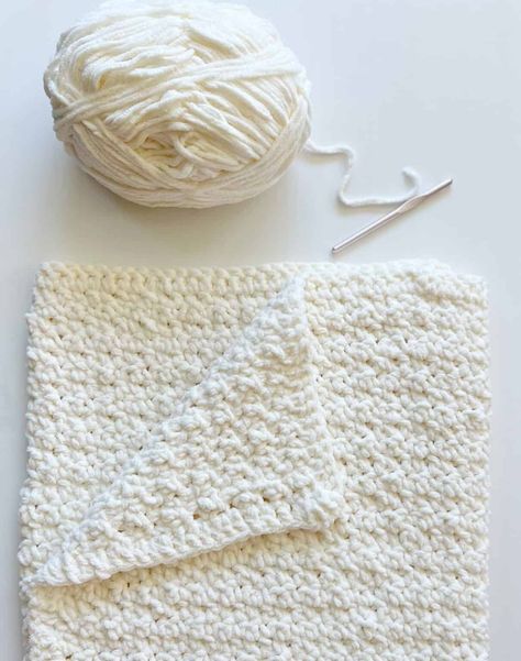 Tiny Bubbles Crochet Blanket - Daisy Farm Crafts Chunky Crochet Baby Blanket, Bubble Blanket, Daisy Farm Crafts, Daisy Farm, Free Baby Blanket Patterns, Farm Craft, Daisy Crochet, Chunky Babies, Farm Crafts