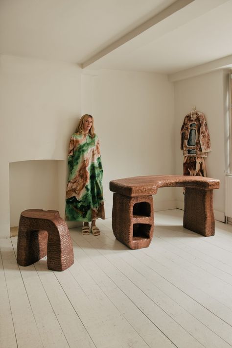 7 Questions for British Designer Faye Toogood on Her Signature 'Assemblages' and Finding What We Cannot See | Artnet News Barbara Hepworth Sculpture, Roly Poly Chair, Faye Toogood, Mache Art, Traditional Sculptures, Sculptural Object, Lost And Found, Wood Polish, Solo Exhibition