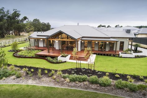 Holiday Home Designs, Builders That Build A Holiday House | The Karridale Retreat Country Builders, Build Home, Country House Design, New Home Builders, Australian Homes, New Home Designs, Home Designs, Country Home, Facade House