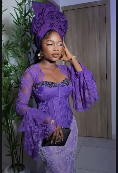 Styles For Asoebi, Lace Styles Asoebi, Asoebi Styles Lace, Gele Styles, Asoebi Style, Wedding Settings, African Lace Styles, Lace Gown Styles, Aso Ebi Styles