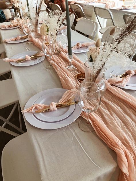 Boho Chic Bridal Shower Table Settings, Rainbow Boho Table Decor, Boho Table Setting Baby Shower, Table Set Up Baby Shower Girl, Center Pieces For Baby Shower Boho, Neutral Color Centerpieces, Boho Shower Decorations, Boho Rainbow Table Decor, Table Decorations For Baby Shower Girl