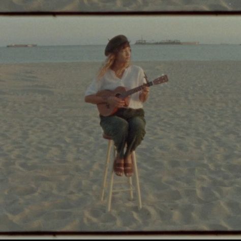 1,217 Me gusta, 24 comentarios - Casey Liu (@caseykaui) en Instagram: "Our @tigersinthesky music video for Oceans is out today! Filmed by the talented @madewin on super 8…" Video Mood, Super 8, Long Beach, Music Video, Mood Board, Music Videos, California, Film, Music