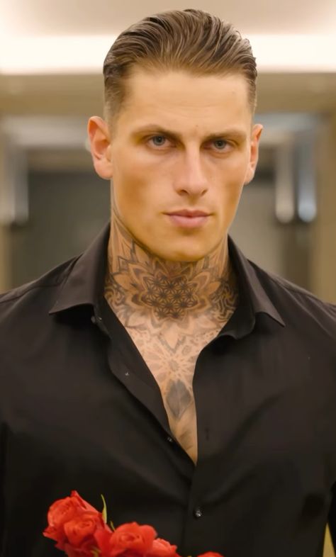 Fabien Tietjen Tattoo, California Guys, Mafia Men, Liv Moore, Possessive Boyfriend, Tattoed Guys, Very Short Hair Men, Masculine Man, Mafia Romance