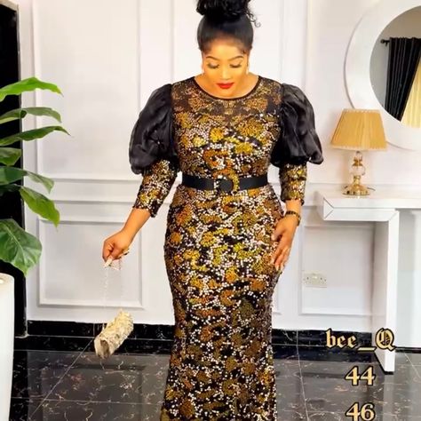 Long Gold And Black Evening Dress Brand New Asoebi Lace Styles, Asoebi Lace, Fashion 23, Kaftan Styles, Dinner Dresses, Black Evening Dress, Ankara Gowns, Black Backless Dress, Lace Gown Styles