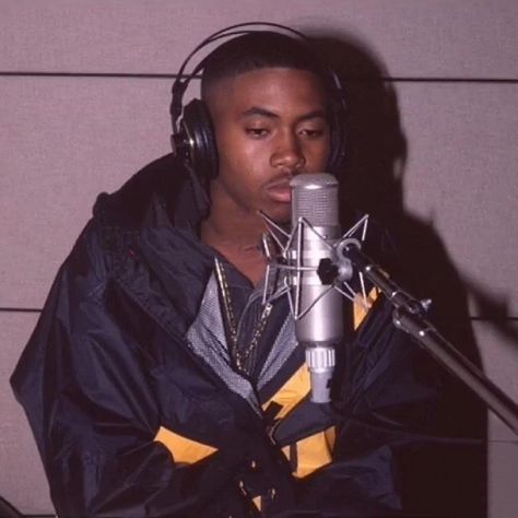 Nas Hip Hop, Nasir Jones, Hip Hop Images, Black American Culture, 90s Rappers Aesthetic, 90s Rappers, Aaliyah Pictures, Hip Hop Classics, Rapper Art