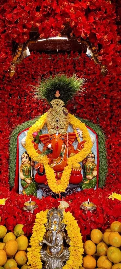 Siddhivinayak Ganesha Wallpaper, Siddhivinayak Ganesha Hd Wallpaper, Siddhivinayak Ganesha Mumbai, Ganapati Wallpapers, Siddhivinayak Ganesha, Hinduism Facts, Dagdusheth Ganpati, Athangudi Tiles, Mac Lipstick Velvet Teddy