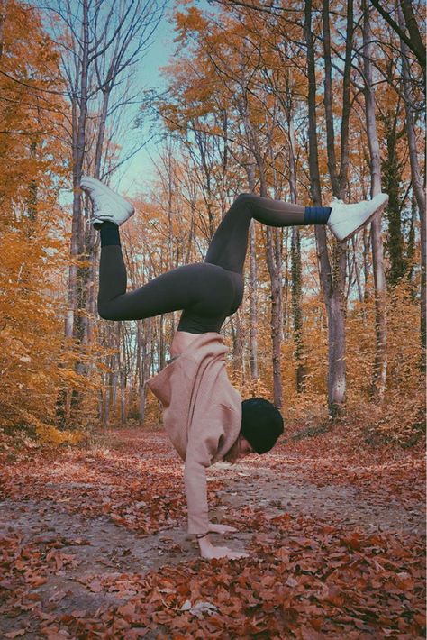 Fire Apocalypse, Paris Parks, Fall Yoga, Small Pleasures, Yoga Photoshoot, Yoga Photos, Yoga Travel, Instagram Autumn, Learn Yoga