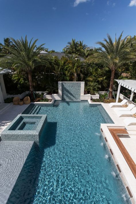 StoneScapes Mini Pebbles French Gray Mini | NPT Pool Finishes French Grey Pebble Sheen Pool, Pebblecrete Pool Colours, Diamond Brite French Gray Pool, Stonescapes French Gray, Elegant Pools, Pool Water Fountain, Black And White Quartz, Pebble Pool Finish, Pool Tile Designs