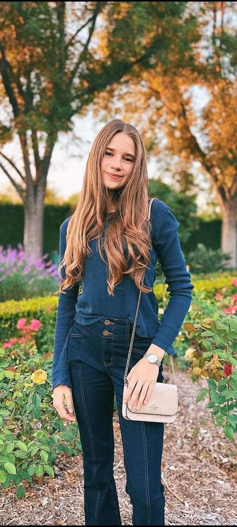 Carolina Protsenko, Karolina Protsenko Photos 2024, Karolina Protsenko Photos, Karolina Protsenko Video Call, Karolina Protsenko, Caroline Zalog Instagram, Fun Outfits, Teen Girl Fashion, David Garrett