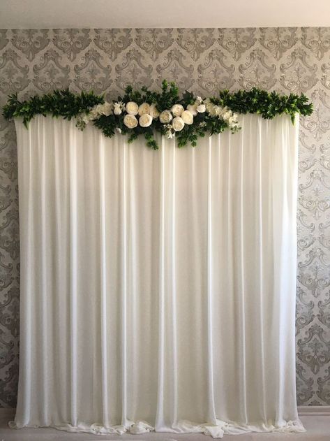 Bridal Shower Curtain Backdrop Ideas, Madhuramveppu Ideas, Dekor Engagement Simple, Backdrop Engagement Simple, Background Lamaran, Backdrop Curtain Ideas, Simple Backdrop Decorations, Simple Wedding Backdrop, Pelamin Tunang