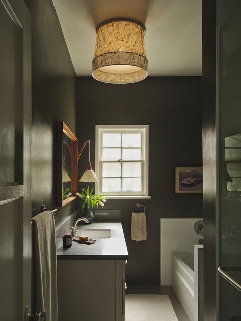 Dramatic Bathroom, Mid Century Modern Vanity, Small Bathroom Paint, Rental Bathroom, White Tub, Bathroom Transformation, Modern Folk, Apartment Goals, Diy Ceiling