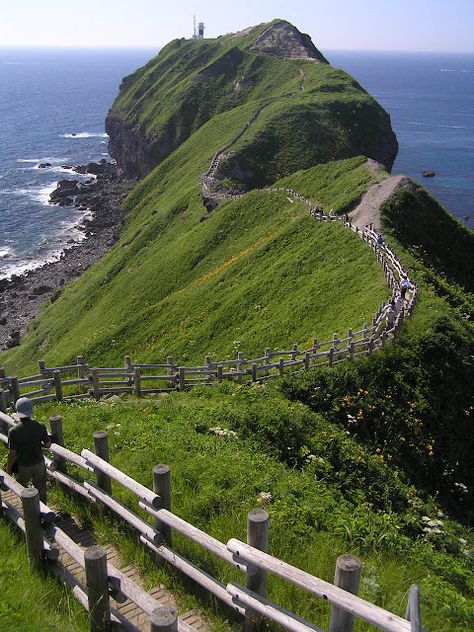 Cape Kamui, Shakotan, Hokkaido, Japan | Wikimedia All About Japan, Hokkaido Japan, Go To Japan, Kyushu, Visit Japan, To Infinity And Beyond, Alam Yang Indah, Asia Travel, Japan Travel