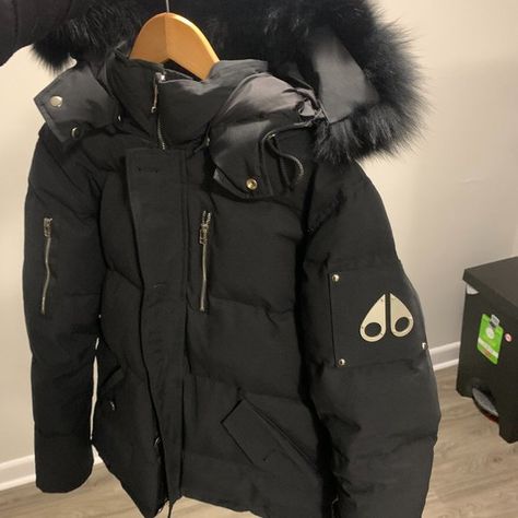 Moose Knuckles Men Coat Moose Knuckles Men, Outdoor Jackets, Fashion Dark, Men Coat, Mens Outdoor Jackets, Moose Knuckles, Online Closet, Mens Coats, Moose