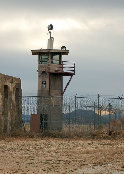 https://flic.kr/p/5B7JnD | Guard Tower | Guard tower on the back side of the prison. On November 9, 2008 myself and several other Flickr members from the Albuq/Santa Fe Social were taken on a tour of the old New Mexico Penitentiary. This was the site of the New Mexico Penitentiary Riot, which took place on February 3, 1980 in the state's maximum security prison south of Santa Fe which was one of the most deadlist in history. During this crisis, 12 prison guards were held hostage, some o... Maximum Security Prison, Longest Yard Movie, Guard Tower, Prison Guard, Department Of Corrections, Army Watches, February 3, Post Apocalypse, November 9