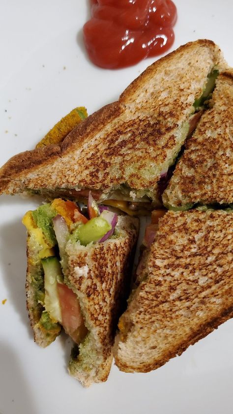 Sandwich Homemade Snapchat, Cheese Sandwich Snap, Sandwich Snapchat Story, Sandwich Pic, Sandwich Snap, Indian Sandwich, Sandwich Aesthetic, Sandwich Pictures, Delicious Food Image