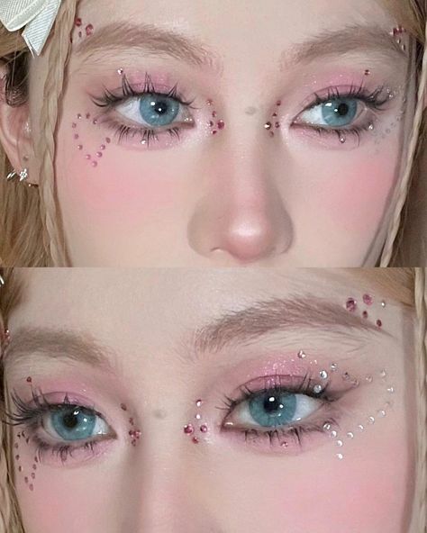 Douyin eyes makeup with blue lens #douyin #makeup #lens #blueeyes Blue Douyin Makeup, Douyin Eyes, Aesthetic Eye Makeup, Festival Eye Makeup, Txt Concert, Aesthetic Eye, Concert Makeup, Rhinestone Makeup, Douyin Makeup