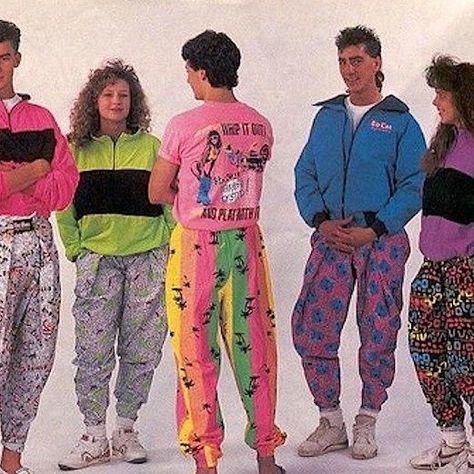 80s Pants, Kangol Hats, Vintage Outfits 90s, Bad Fashion, Awkward Family Photos, 90s Fashion Outfits, 50s Fashion, Ladies Dress Design, 80s Fashion