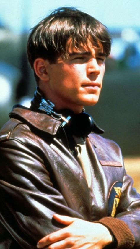 Josh Hartnett Pearl Harbor, Danny Walker, Pearl Harbor Movie, 90s Actors, Josh Hartnett, Resale Store, From Movie, What Ever, Pearl Harbor