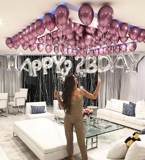 🎈😍 delivery of helium balloons a few weeks back Bridal Shower Banner Diy, Hotel Birthday, Hotel Birthday Parties, Surprise Birthday Decorations, Decor Balloons, Spongebob Birthday Party, Balloons Wedding, Birthday Room Decorations, 32 Birthday