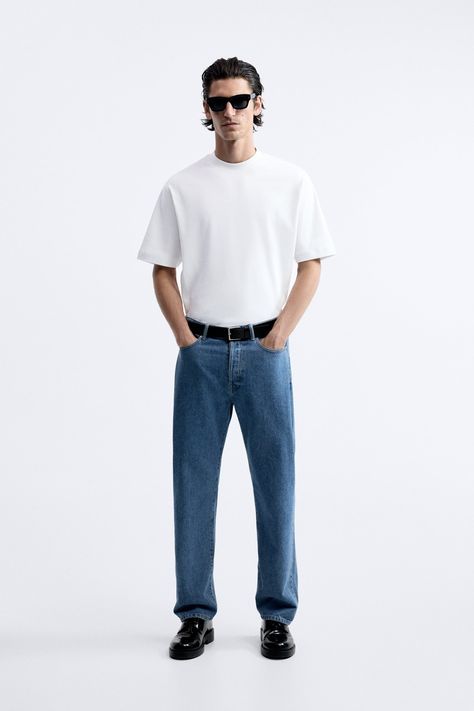 White Shirt And Jeans Outfit Men, White Tee Jeans Outfit, White Tee Jeans, Denim Outfit Men, Minimalistic Outfits, Loafers Fashion, Jeans Outfit Men, Highwaist Jeans, Street Fits