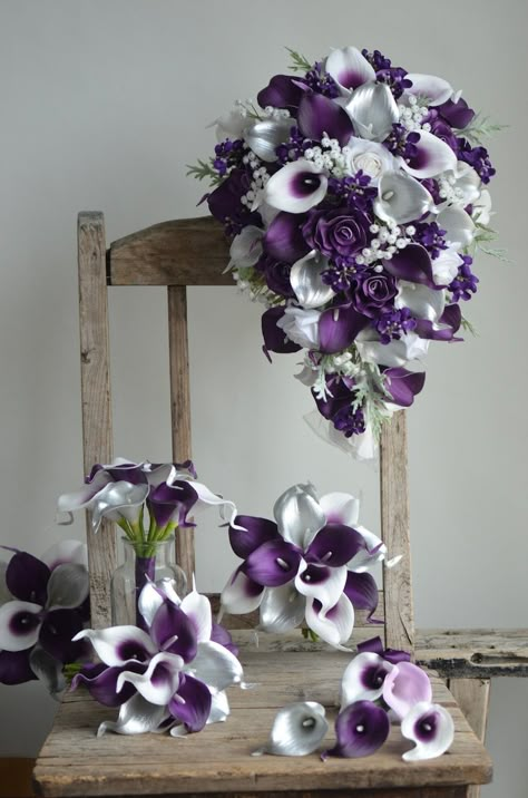 Purple Bling Bouquet, Purple And Silver Wedding Bouquet, Purple Lily Bouquet, Purple Calla Lily Wedding Bouquet, Plum And Silver Wedding, Purple Bouquet Flowers, Purple Calla Lily Bouquet, Wedding Bouquets Purple, Purple Calla Lilies Wedding