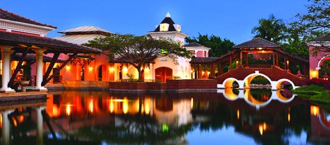 Make your stay at Goa a super luxurious one. Pick out your choice from our list of top rated luxury resorts and hotels in Goa... #travel #hotels #goa Best Honeymoon Resorts, Luxury Resort Hotels, Ayurvedic Massage, Luxury Beach Resorts, Honeymoon Resorts, Goa India, Park Hyatt, Best Honeymoon, Best Spa