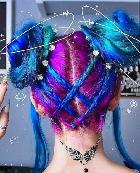 Witch Hairstyles, Rave Hair, Galaxy Hair, Classic Hairstyles, Pretty Hair Color, Festival Hair, Hair Dye Colors, Grunge Hair, Cool Hair Color