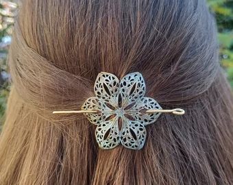 Atlargeagain - Etsy Netherlands Vintage Hair Clips, Vintage Hair Accessories, Shawl Pin, Flower Hair Pin, Vintage Hair, Jewelry Lookbook, Dream Hair, Hair Pin, Flower Hair