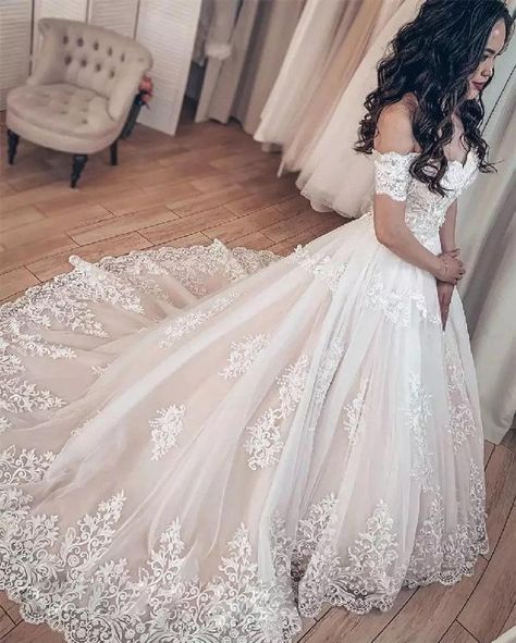 Wedding Dress Silvia A-Line Charming Sweetheart Neck Vintage | Etsy Off Shoulder Wedding Dresses, Vintage Bridal Gown, Sweep Train Wedding Dress, Bridal Gowns Vintage, Princess Bridal Gown, Off Shoulder Wedding Dress, Formal Dresses With Sleeves, Pretty Wedding Dresses, Cute Wedding Dress