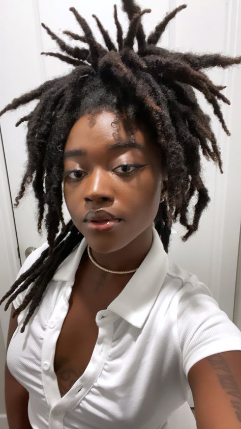 Freeform Locs Women, Freeform Dreads, Freeform Locs, Beautiful Locs, Beautiful Dreadlocks, Dreadlock Styles, Dreadlock Hairstyles, Hair Reference, Locs Hairstyles