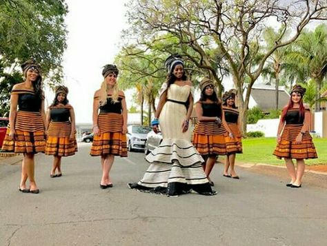 Xhosa Bridesmaid Dresses, Xhosa Attire Traditional Dresses Wedding, Xhosa Bride Traditional Attire, Xhosa Wedding Dresses Traditional, Xhosa Attire Traditional Dresses, Umbhaco Xhosa Designs, Xhosa Wedding Dresses, Xhosa Traditional Wedding Dresses, Lobola Outfits