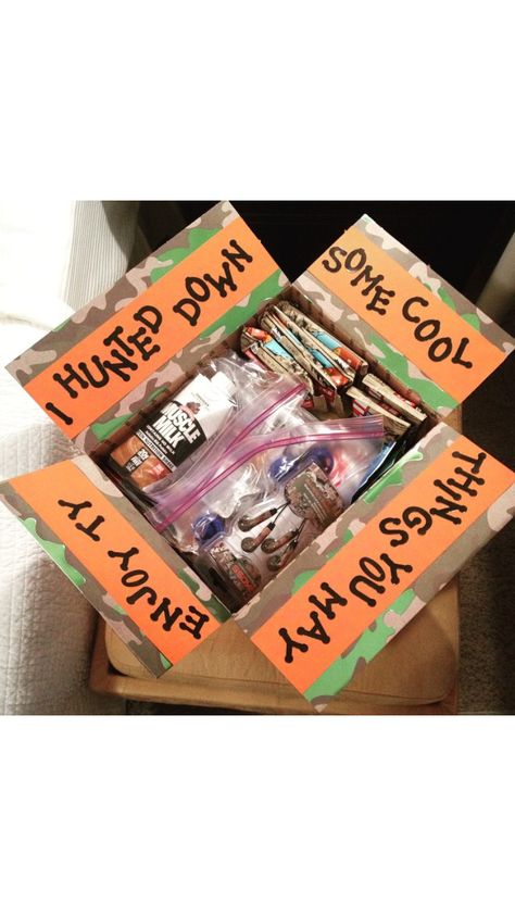 Diy Hunting Gifts For Men, Hunting Care Package Ideas, Care Package Decorating, Soldier Care Packages, Hunter Gifts, Boyfriend Care Package, Care Package Ideas, Deployment Care Packages, Hunting Diy