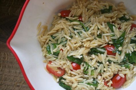 Fiesta Rice Recipe, Lemon Orzo Salad, Orzo Salad Recipes, Lemon Orzo, Orzo Pasta Salad, Orzo Recipes, Best Pasta Recipes, Easy Side Dish, Orzo Pasta