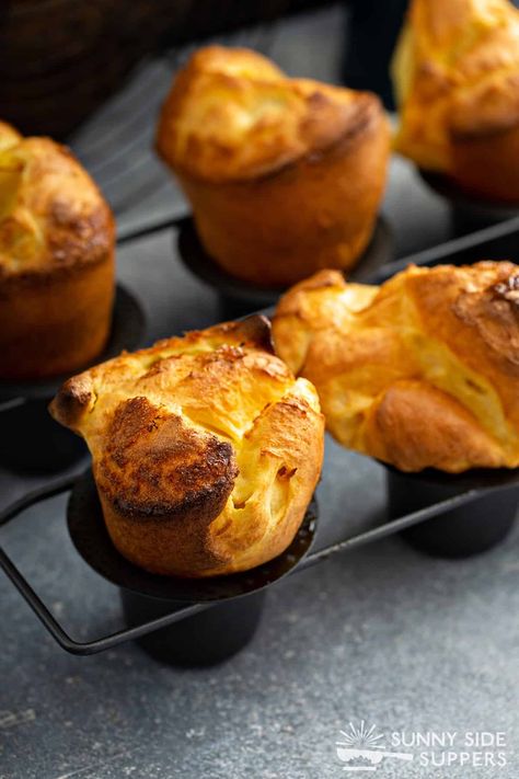 I make popovers at least once a week. They are so easy to make that you'll be doing it too! For years this has been my go-to popovers recipe. Easy Popover Recipe, Recept Sandwiches, Wayfare Tavern, Easy Popovers, Popover Recipe, Sweet Potato Chili, Yorkshire Pudding, Pot Roast Recipes, Financial District