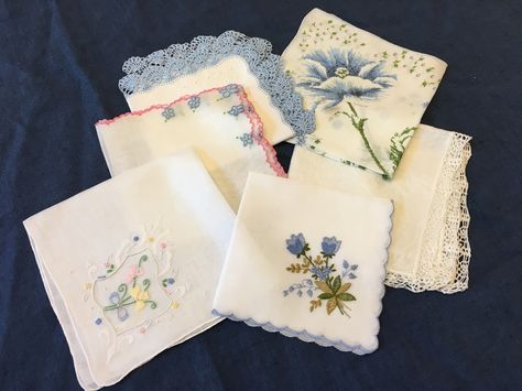 Handkerchief Aesthetic, Embroidery Handkerchief, Handmade Handkerchiefs, Simple Hand Embroidery Patterns, Ladies Handkerchiefs, Vintage Hankies, Embroidered Handkerchief, Diy Bag Designs, Vintage Handkerchief