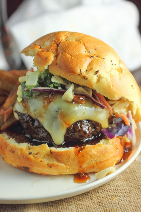 Try these Asian Style Burgers with Asian Slaw on Martin's Potato Rolls! Grilled Hamburgers, Burger Board, Gourmet Burger, Big Burgers, Meat And Vegetables, Asian Slaw, Burger Sliders, Potato Roll, Sandwich Shop