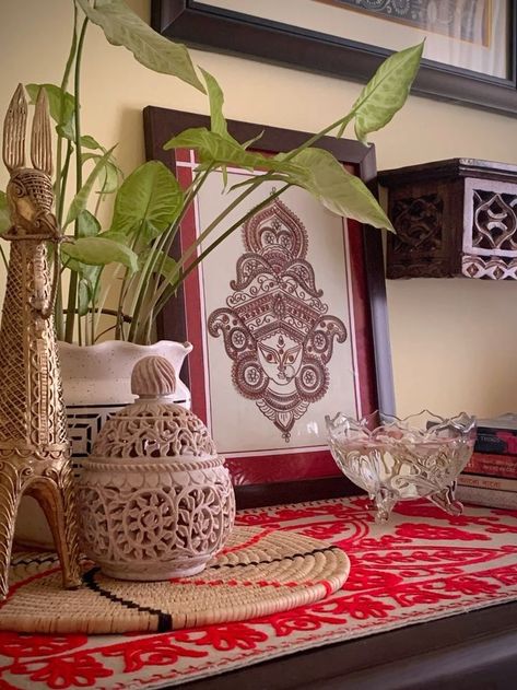 Bengali Room Decor, Bengali Interior Design, Bengali Home Decor, Bengali Aesthetic, Console Decor, Kali Statue, Durga Pooja, House View, Indian Room Decor