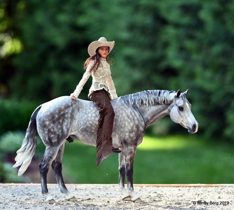 Shelich Horses, Breyer Horses Scenes, Collecta Horses, Horses Funny, Aqha Stallion, Schleich Horses, Diy Horse Barn, Funny Horse Pictures, Bryer Horses