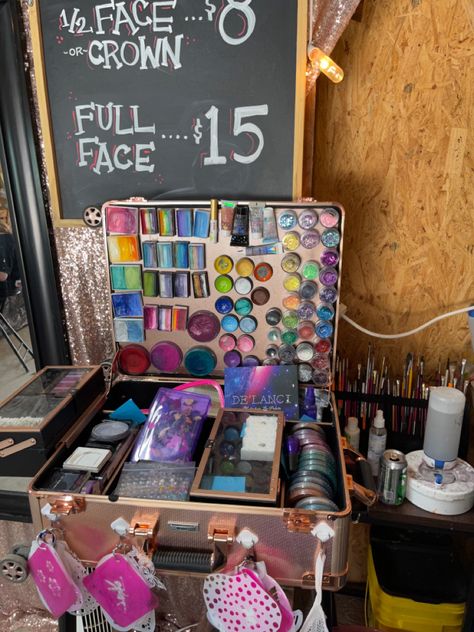 Face Painting Word Board, Face Painting Setup, Face Paint Booth Set Up, Face Painting Set Up Ideas, Face Painting Booth Ideas, Face Paint Set Up, Face Paint Station, Face Paint Booth, Face Painting Station